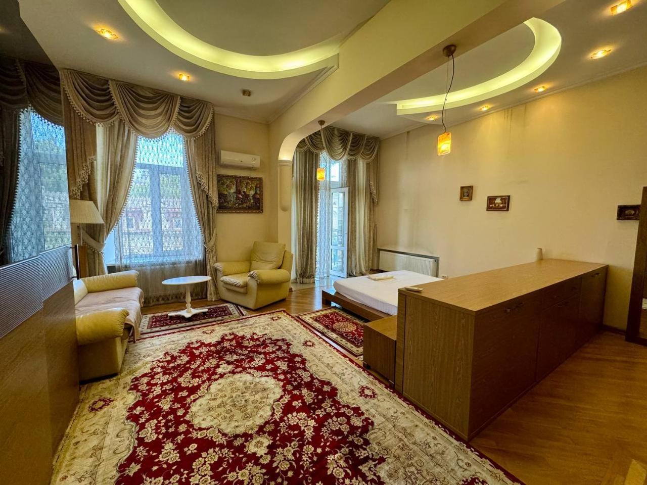 Central Apartments Odessa Zewnętrze zdjęcie